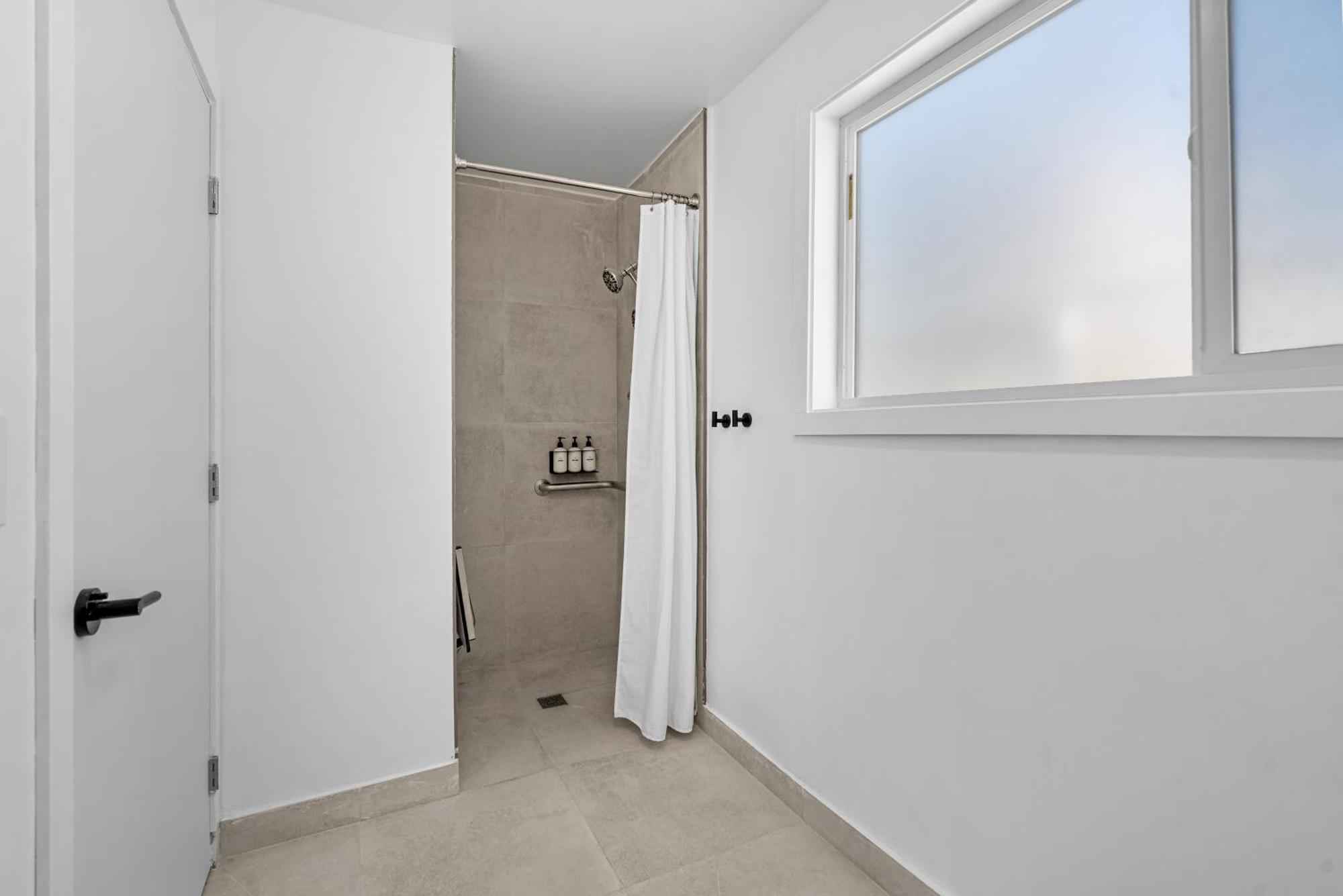 Aliza Hotel Los Angeles Dış mekan fotoğraf